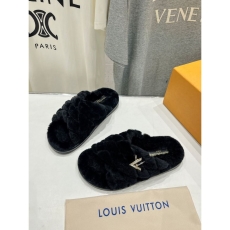 Louis Vuitton Slippers